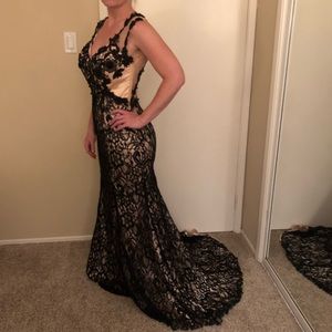 Stunning Black Lace Evening Gown